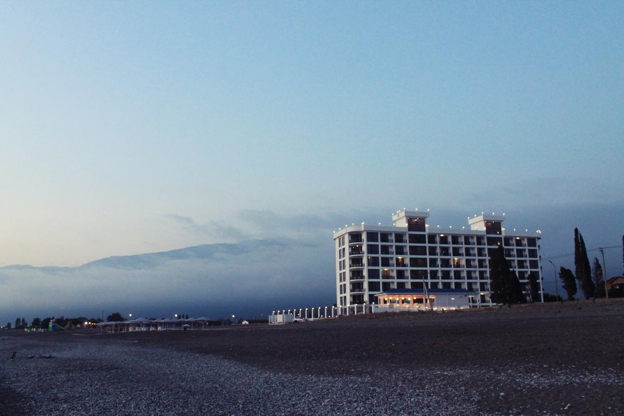 Hotel Paradise Beach Alakhadzi Exterior photo