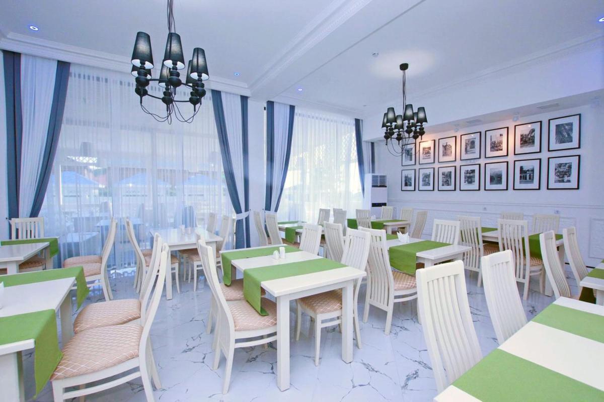 Hotel Paradise Beach Alakhadzi Exterior photo